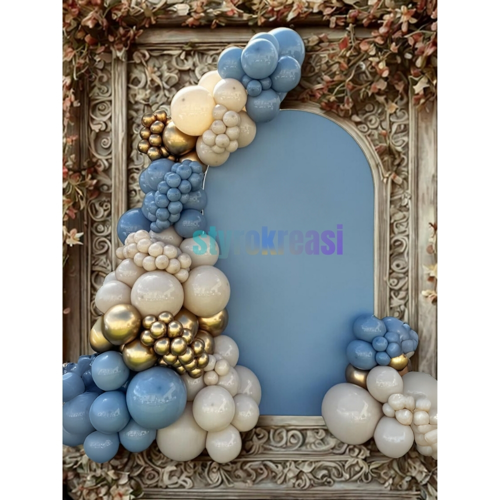 Dekorasi custom warna ungu dengan arch dan balon
